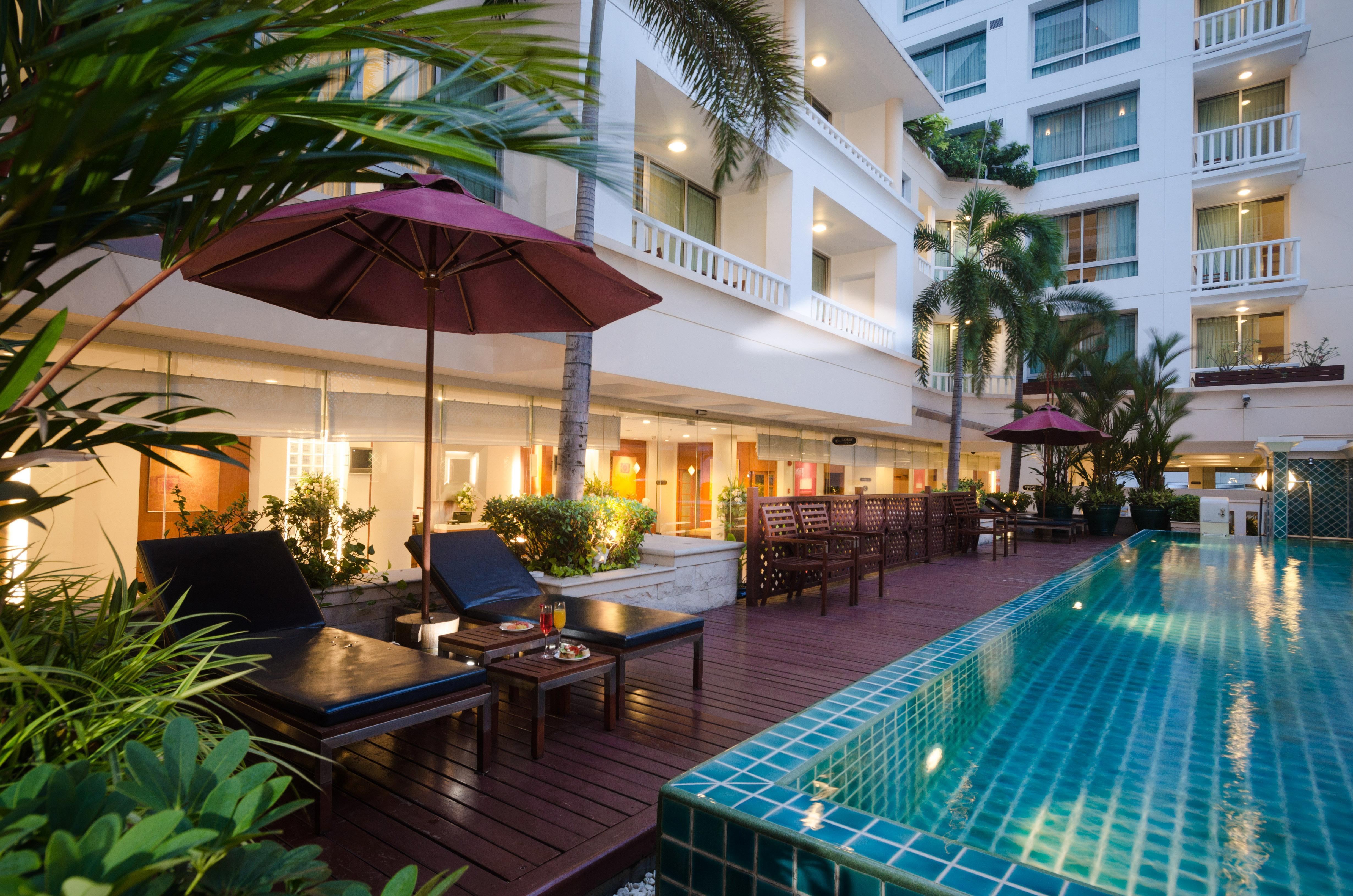 At Ease Saladaeng By Aetas Hotel Bangkok Exterior photo